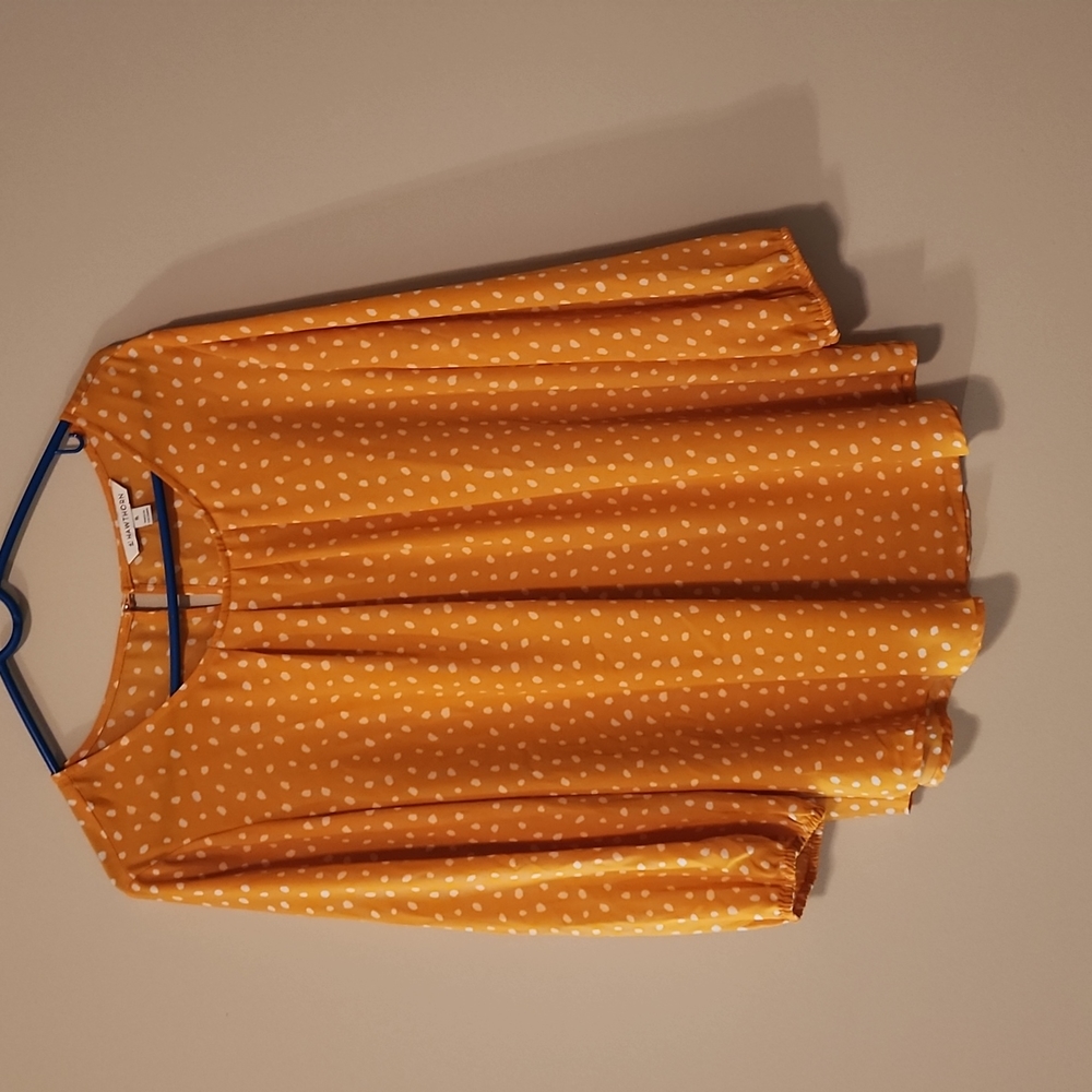 Yellow and white top